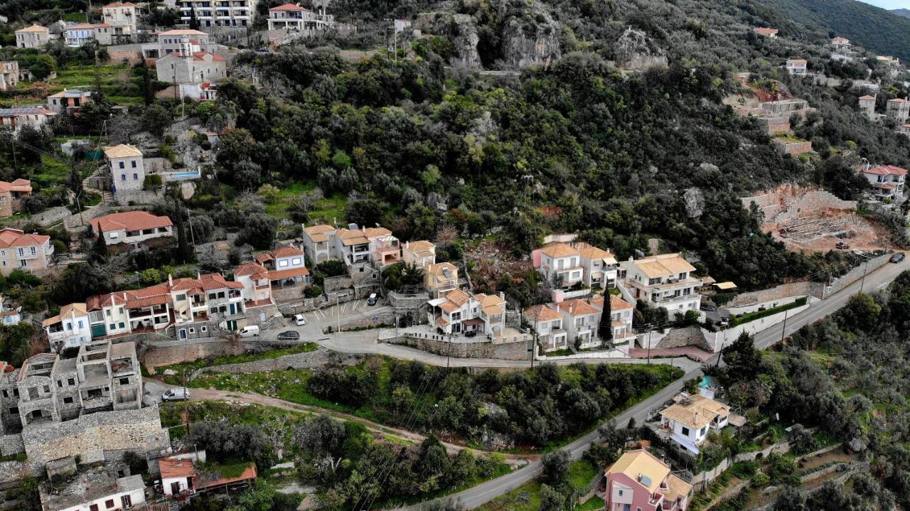 Kalamata Suites By 'Elite' Exterior photo