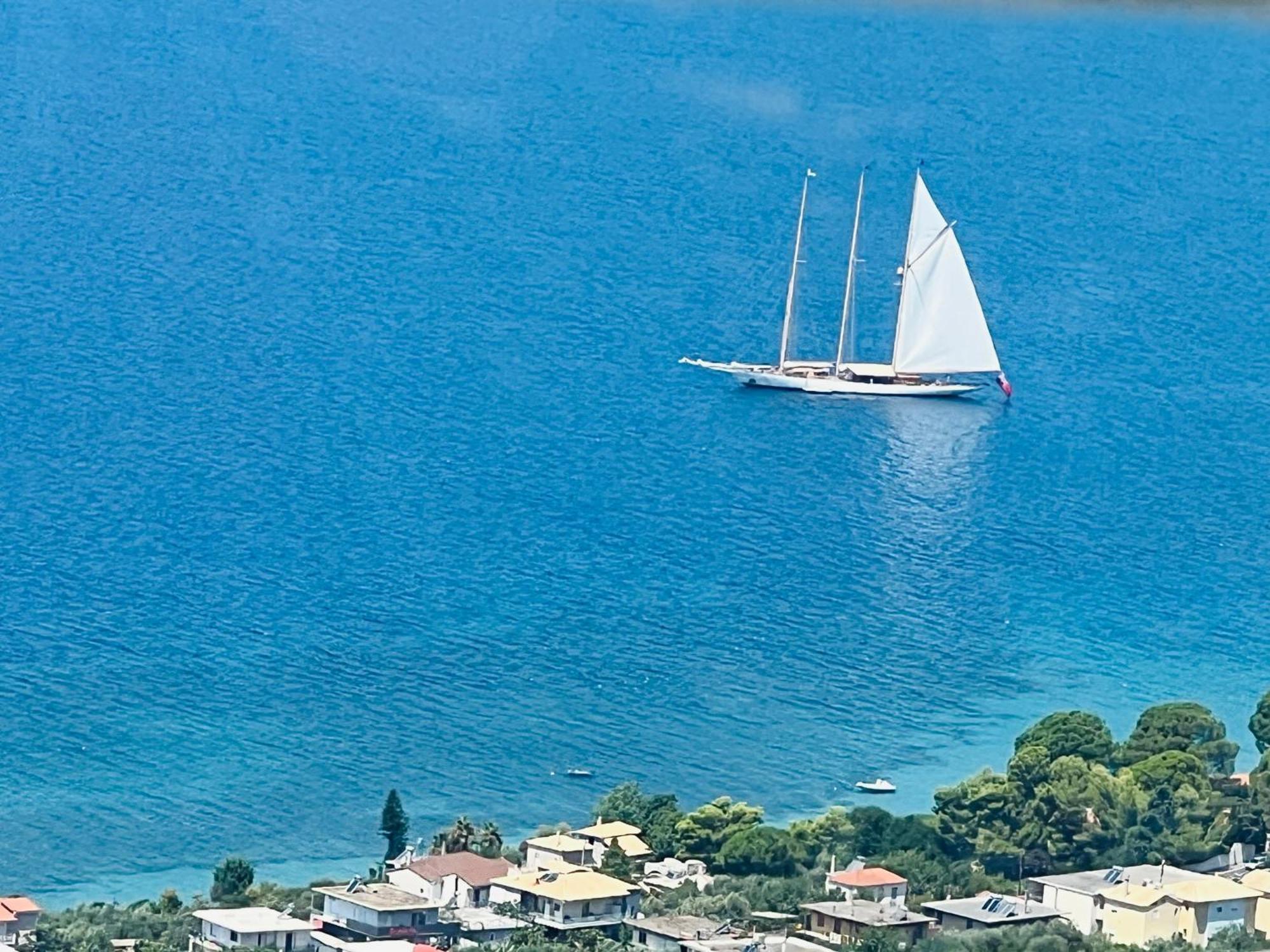 Kalamata Suites By 'Elite' Exterior photo