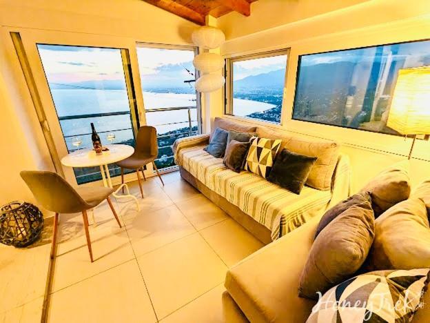 Kalamata Suites By 'Elite' Exterior photo
