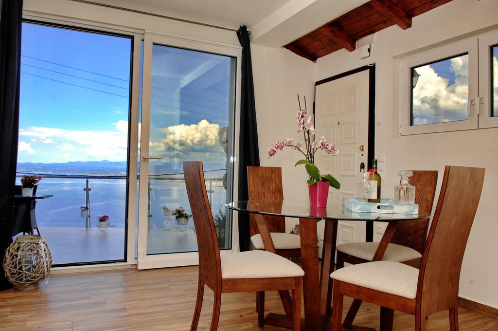 Kalamata Suites By 'Elite' Exterior photo